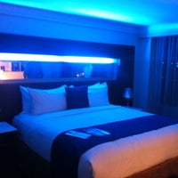 Foto tomada en hotel le bleu  por Sophie L. el 4/22/2012