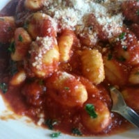 Снимок сделан в La Casa Italian Grill пользователем Kitty 8/19/2012