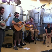 6/23/2012 tarihinde Rich M.ziyaretçi tarafından Mother Road Brewing Company'de çekilen fotoğraf
