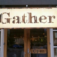 รูปภาพถ่ายที่ Gather โดย Brian M. เมื่อ 6/30/2012