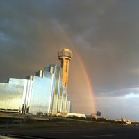 Foto scattata a Reunion Tower da Superbear78 il 8/31/2012