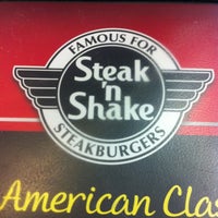 Photo taken at Steak &amp;#39;n Shake by Michael Stephen J. on 6/25/2012