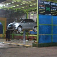 Photo taken at AXC Car Wash &amp;amp; Body Care by helen S. on 4/23/2012