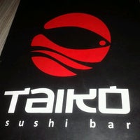 Снимок сделан в Taiko Sushi Bar пользователем Cristiane P. 7/21/2012