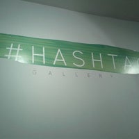 Das Foto wurde bei #Hashtag Gallery von Michael A. am 4/13/2012 aufgenommen