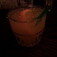 5/31/2012にMickyがAlchimiA Lounge Barで撮った写真