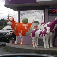 Photo taken at Purple Cow by Stephanie C. on 7/20/2012