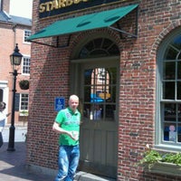 Photo taken at Starbucks by Tobias G. on 5/18/2012