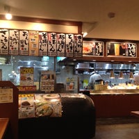 Photo taken at 楽釜製麺所 新宿歌舞伎町直売店 by tomo n. on 6/16/2012