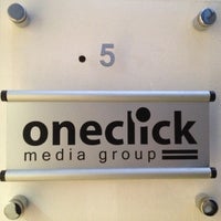 Foto tirada no(a) One Click Media Group por Maxim B. em 3/18/2012