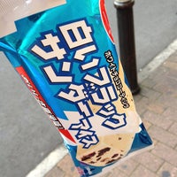 Photo taken at 7-Eleven by taq_n on 6/17/2012