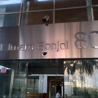 Photo taken at Deutsche Bank Building by Ichwan H. on 9/2/2012