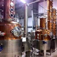 Foto tomada en Pemberton Distillery  por Tobias R. el 2/22/2012