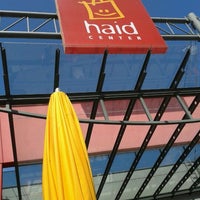 Foto tirada no(a) Haid Center por alexandra g. em 5/19/2012