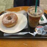 Photo taken at Tully&amp;#39;s Coffee by 横山 美. on 6/19/2021