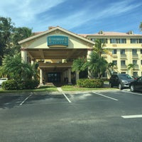 Photo taken at Staybridge Suites Naples-Gulf Coast by Veronica B. on 10/25/2016