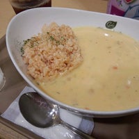 Photo taken at Chowder&amp;#39;s Select Soup! ecute品川店 by reiga on 9/28/2012