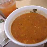 Photo taken at Chowder&amp;#39;s Select Soup! ecute品川店 by reiga on 9/29/2012