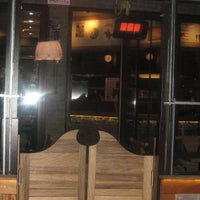 รูปภาพถ่ายที่ El Paso Burger Town โดย deniz e. เมื่อ 12/3/2013