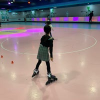 Photo taken at Tokyo Dome Roller Skate Arena by K Y. on 1/9/2023