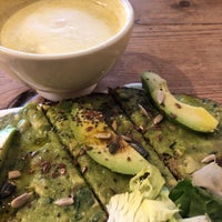 Photo taken at Le Pain Quotidien by Poppy B. on 8/16/2019