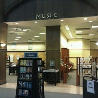 Barnes Noble Bookstore In Houston