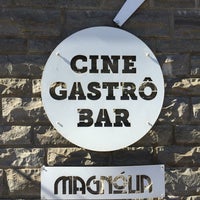 Photo taken at Magnólia Cine - Gastrô - Bar by Fabricio Marcondes S. on 6/25/2016