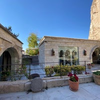 Foto diambil di Anatolian Houses Hotel oleh Neslihan Ş. pada 9/14/2021