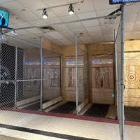 Foto scattata a Rage: Axe Throwing Montreal da Lars B. il 5/22/2024