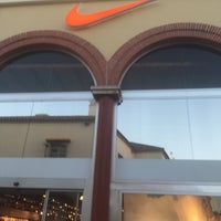 rima pobre Adiccion Nike Factory Store - Plaza Mayor - 17 tips