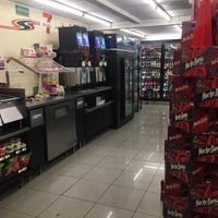 Photo taken at 7- Eleven by Horacio V. on 11/23/2017