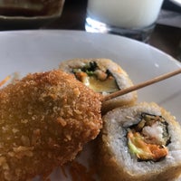 Photo taken at Sushi Tako Ishi by Horacio V. on 12/19/2018