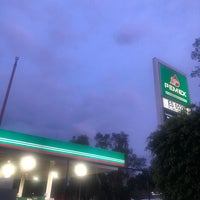 Photo taken at Gasolinera 5285 CorpoGAS by Horacio V. on 8/21/2019