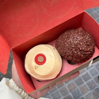 Photo taken at Sprinkles The Grove by Riyadh 👏🏻 on 3/4/2024