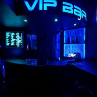 Foto tomada en M1 Lounge Bar &amp;amp; Club  por Daniel K. el 12/15/2023