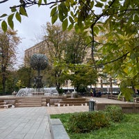Photo taken at Центральная площадь Замоскворечья by Nadi P. on 9/30/2021