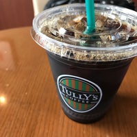 Photo taken at Tully&amp;#39;s Coffee by Tomoaki S. on 4/27/2017
