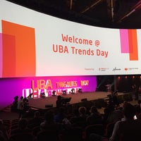 Photo taken at UBA TRENDS DAY. Brussels Expo by Frédéric D. on 3/10/2016
