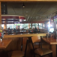 Photo taken at Applebee&amp;#39;s Grill + Bar by Regina T. on 7/17/2016