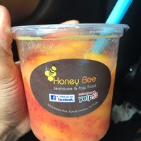 รูปภาพถ่ายที่ Honey Bee Teahouse and Fast Food โดย Shauni S. เมื่อ 7/5/2015