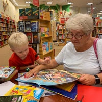 Photo taken at Barnes &amp;amp; Noble by Beth on 10/1/2019