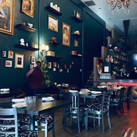 Das Foto wurde bei Pushkin Restaurant von Alex N. am 5/14/2022 aufgenommen