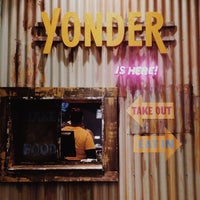 Foto tirada no(a) Yonder Restaurant- Southern Cuisine por Jonathan C. em 11/15/2013