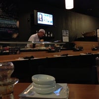 Foto tirada no(a) MK&#39;s Sushi por Scott H. em 11/28/2012