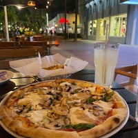 รูปภาพถ่ายที่ Spris Pizza โดย Shahad เมื่อ 5/22/2023