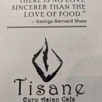 Photo prise au Tisane Euro Asian Cafe par Dave T. le9/14/2019