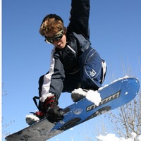 Das Foto wurde bei Wicked Sharp Ski &amp;amp; Sports, Inc. von Wicked Sharp Ski &amp;amp; Sports, Inc. am 10/29/2013 aufgenommen