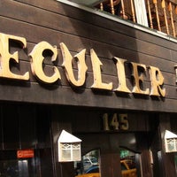รูปภาพถ่ายที่ Peculier Pub โดย Peculier Pub เมื่อ 10/29/2013