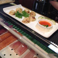 3/27/2014 tarihinde Elisabeth S.ziyaretçi tarafından Hana Japanese Restaurant'de çekilen fotoğraf