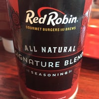 Photo taken at Red Robin Gourmet Burgers and Brews by Phillip D. on 9/18/2016